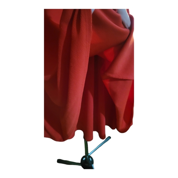 Women's Modcloth Red Fit to Flare Dress Short Sleeve V-neckline Lined Skirt EUC - Picture 6 of 10